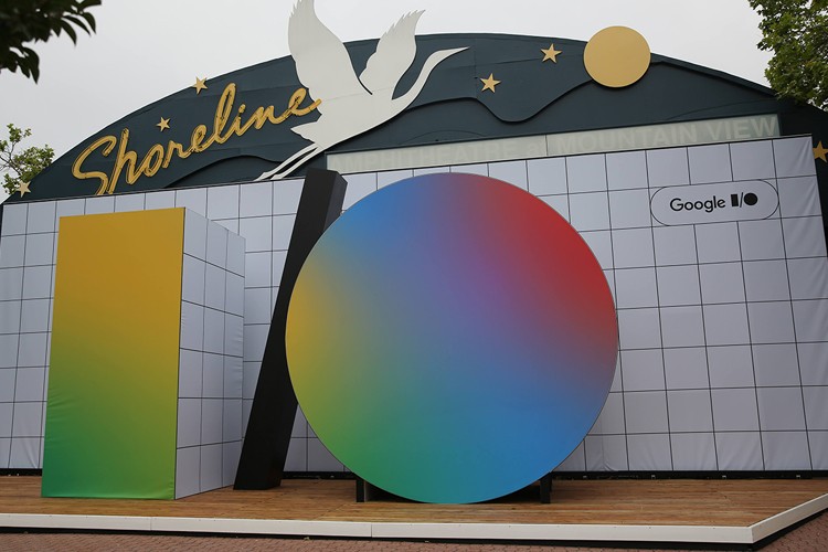 Gemini ile daha fazlasını yapın: 1.5 Pro'yu ve daha fazla akıllı özelliği deneyin