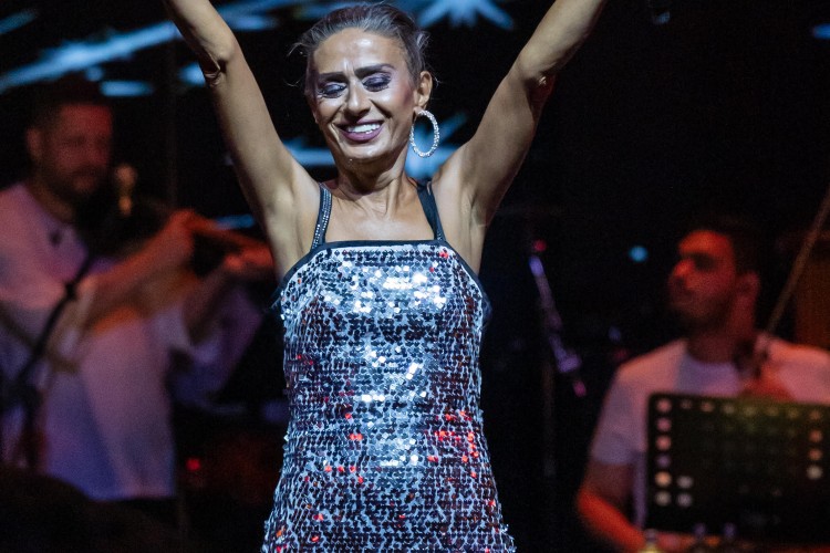 28 yıl sonra listelerde