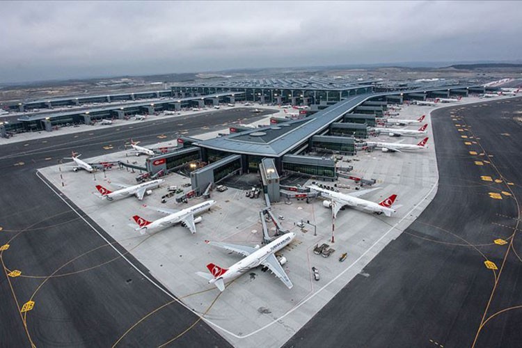 Avrupa'nın en yoğun havalimanı oldu