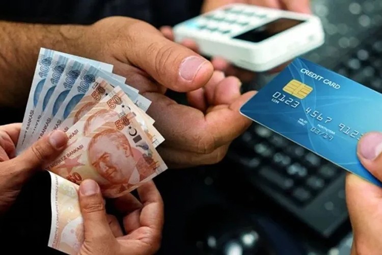 Borç kıskacı derinleşiyor