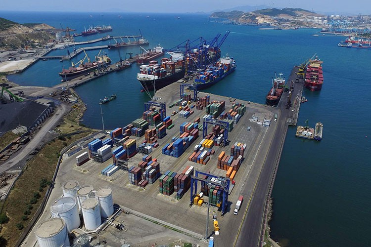 İhracat şampiyonları arasında 157 Egeli yer aldı