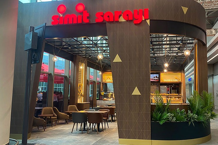 Yeni mağazasını Çukurova Uluslararası Havalimanı'nda açtı