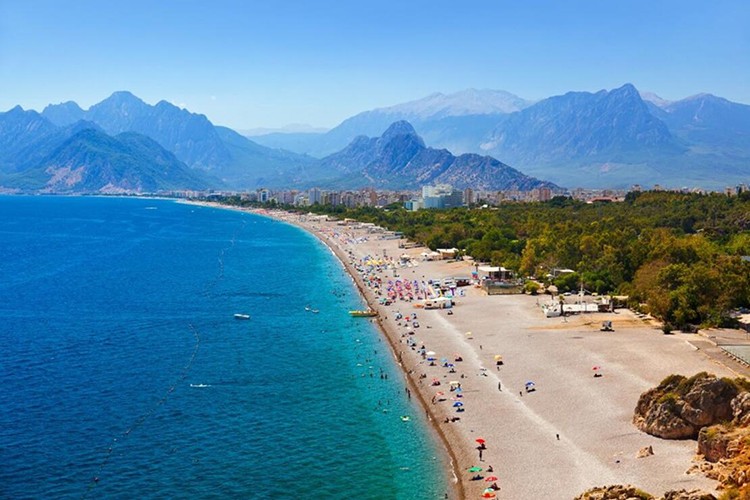 Antalya'da turizm sektörü sezona hazır