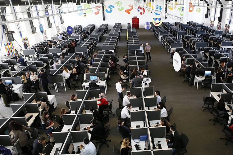 Turkcell Global Bilgi'den firmalara uzaktan ve yerinde destek