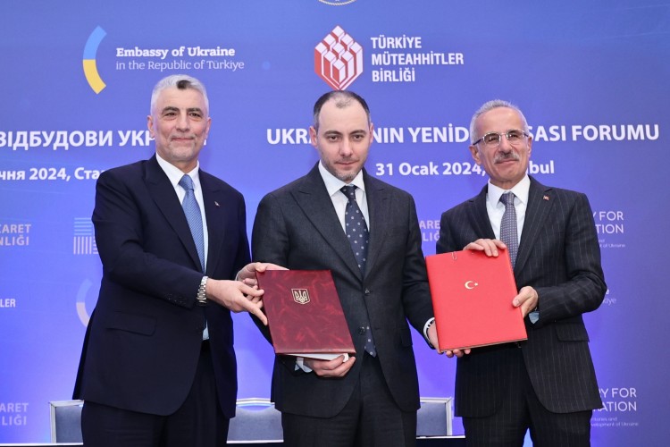 Türk müteahhitler Ukrayna'yı yeniden inşa edecek