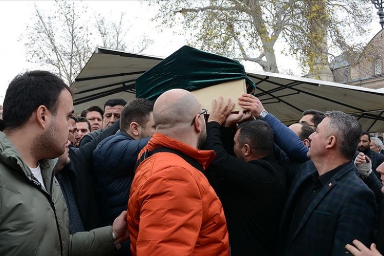 AK Partili Uysal'ın cenazesi toprağa verildi