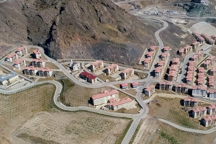 Yusufeli yeni ilçe merkezinin 9 yıllık inşası kayıt altına alındı