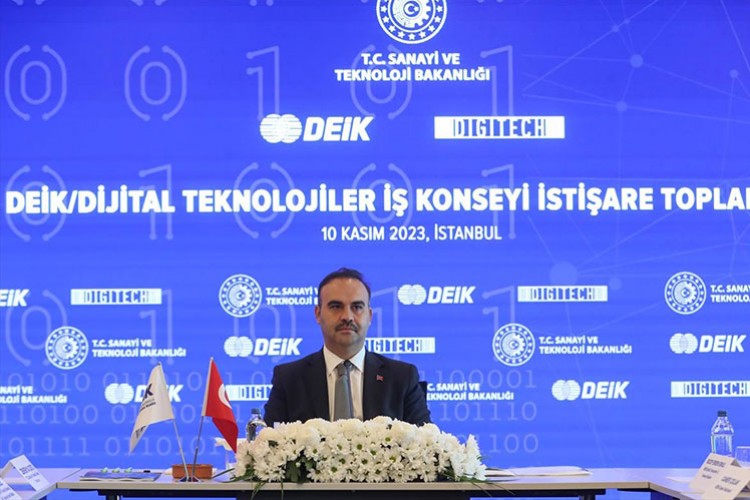 "Teknoparklardaki işletmelerimizin ihracatı 10 milyar dolara ulaştı"