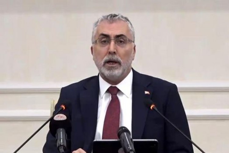 Işıkhan: Kısa çalışma ödeneği için prim şartı 450 güne düşürülecek