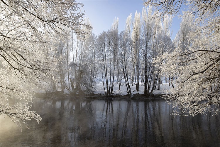 Kırağıyla kaplanan Munzur ve Pülümür vadileri dronla görüntülendi