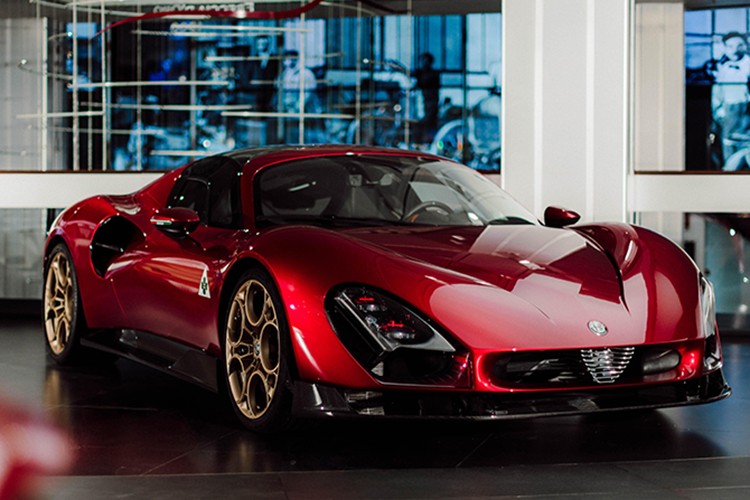 33 Stradale, Arese'deki Alfa Romeo müzesine geri dönüyor