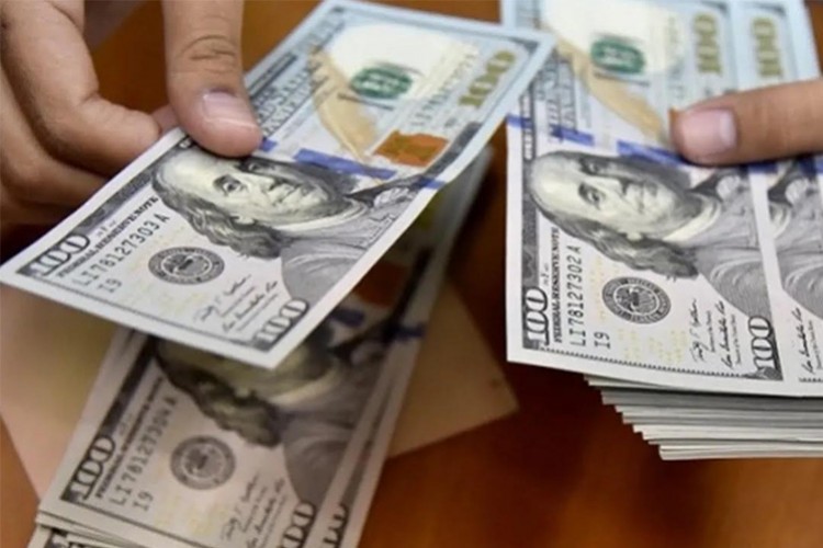 Dövizden kaçış başladı