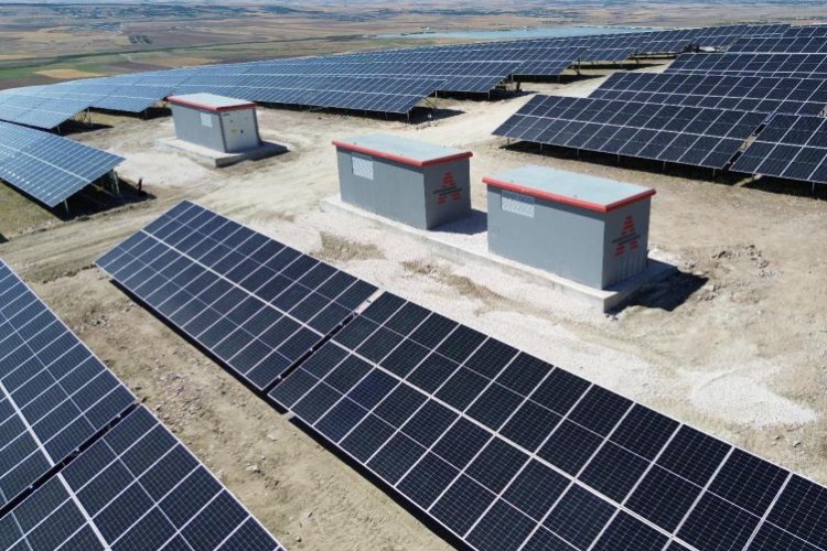 TÜRKSAT enerjisini güneşten alacak