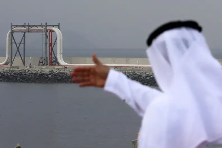 Hürmüz'e alternatif rota arayışı hız kazandı