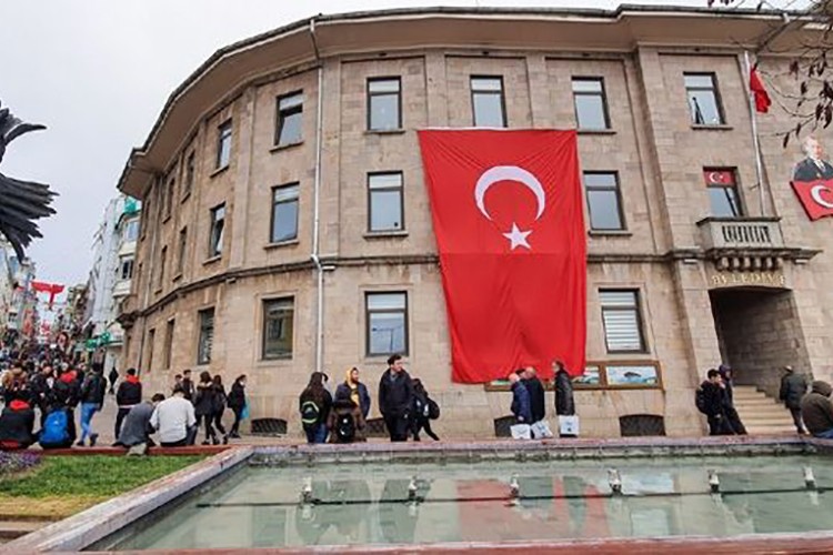 Taşınmaz kiralanacak