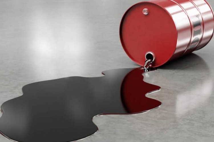 Ural petrolünün varil fiyatı tavan fiyat sınırının üzerine çıktı