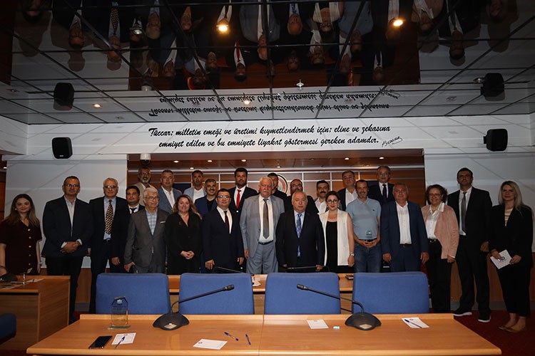 Muğla su ürünleri ihracatında 1 milyar dolara koşuyor