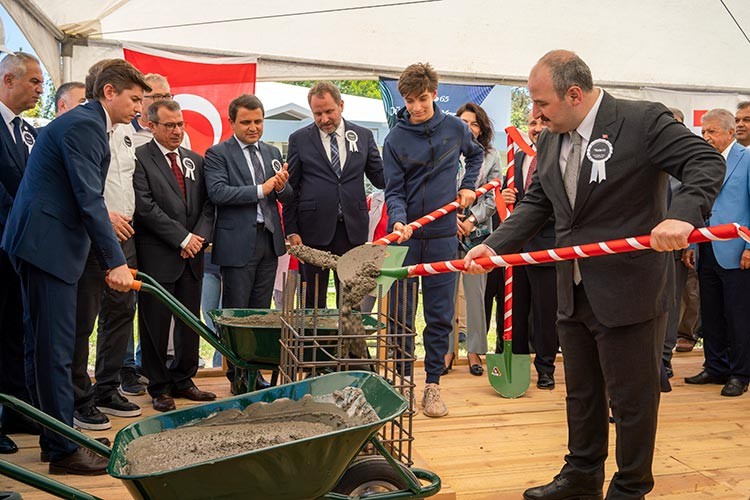 230 milyon dolar yatırım müjdesi