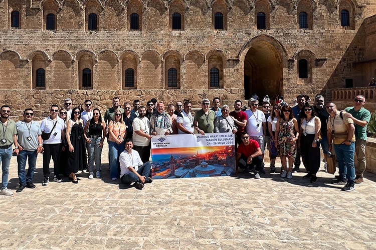 Anadolu Hayat Emeklilik Acenteleriyle İstanbul - Büyükada'da ve Mardin'de Buluştu