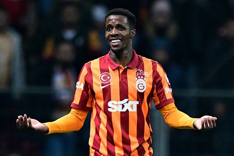 Olimpik Lyon, Galatasaray'dan Zaha'yı kiraladığını açıkladı