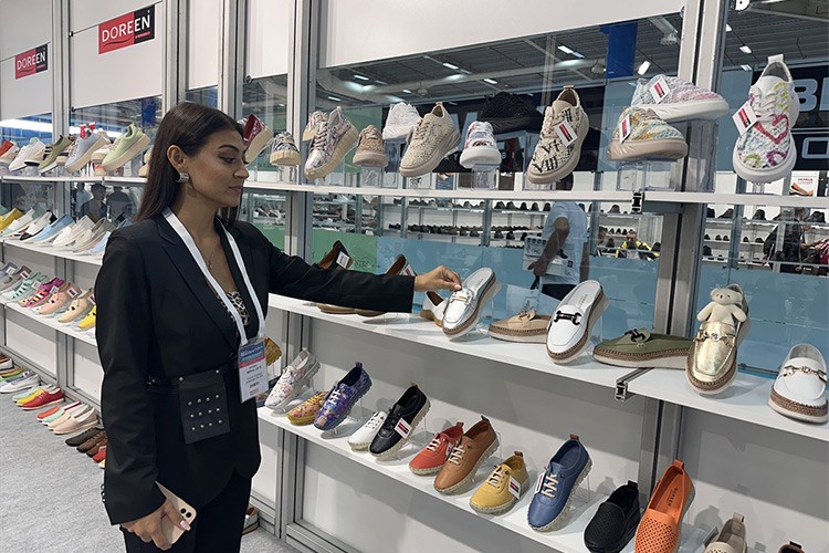 2. Konya Ayakkabı ve Çanta Moda Fuarı başladı
