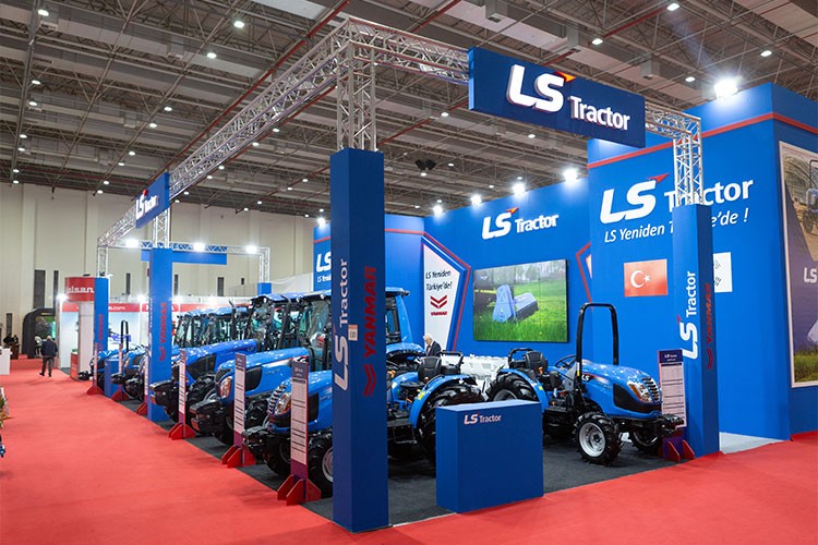 LS Traktör, çiftçilerden büyük ilgi gördü