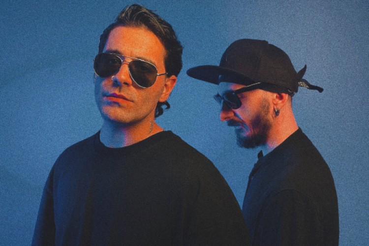 KENDİMDEN HALLİCE'NİN YENİ EP'Sİ