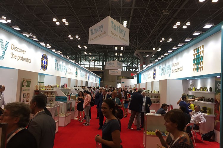 EİB 2025 yılında fuardan fuara koşacak