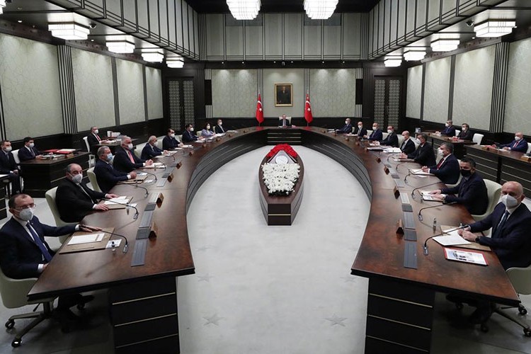 Kabine toplantısı ileri bir tarihe ertelendi