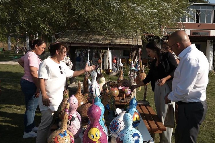 İzmir'in üreten kadınları yatırımcılarla buluştu