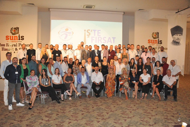 GGYD'nin fırsat toplantıları İzmir'de yapıldı