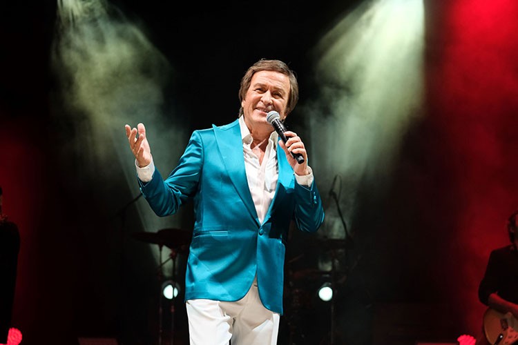 Erol Evgin'den Coşkulu Konser