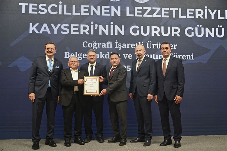 Coğrafi işaretli ürünleri için belge takdim töreni