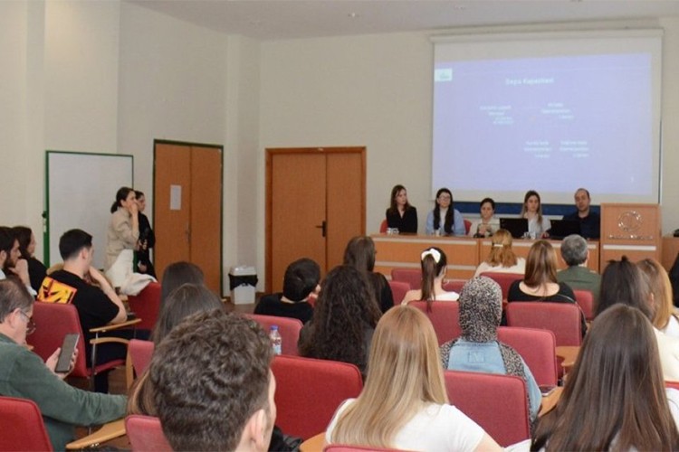 Lojistik ve depo yönetimi üzerine kapsamlı seminer