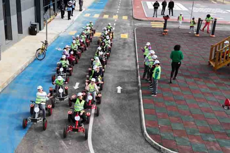 TRAFİK EĞİTİM PARKURUNDA DERSLER BAŞLADI