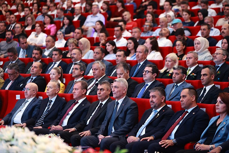 "Dijital dünyada hiçbir şeyi gizlemek mümkün değil"