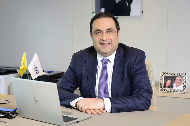 Liderliği bırakmıyor