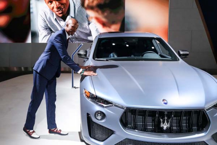 Görücüye çıktılar...