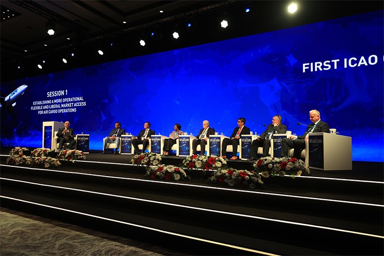 ICAO Küresel Hava Kargo Zirvesi Antalya'da başladı