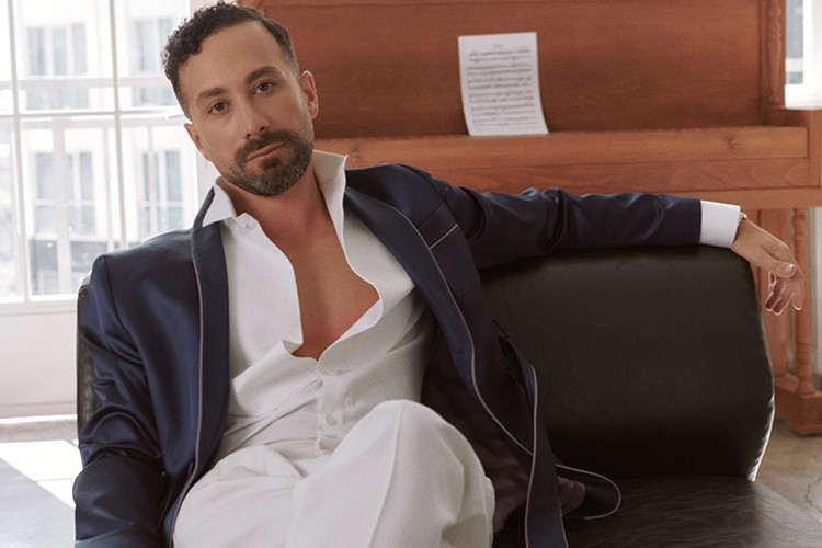 Güncel kalmayı başaran şarkı