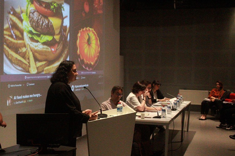 'Değişen Dünyada Kültür ve Sanat Konferansı'