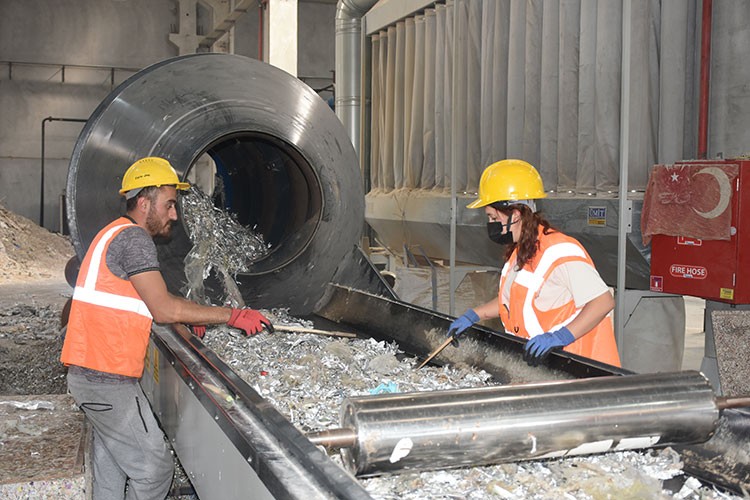 Ambalaj atıkları ihracatla ekonomiye kazandırılıyor