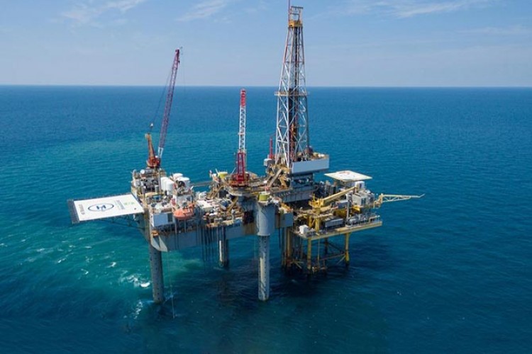 Petrol fiyatında dalgalı seyir