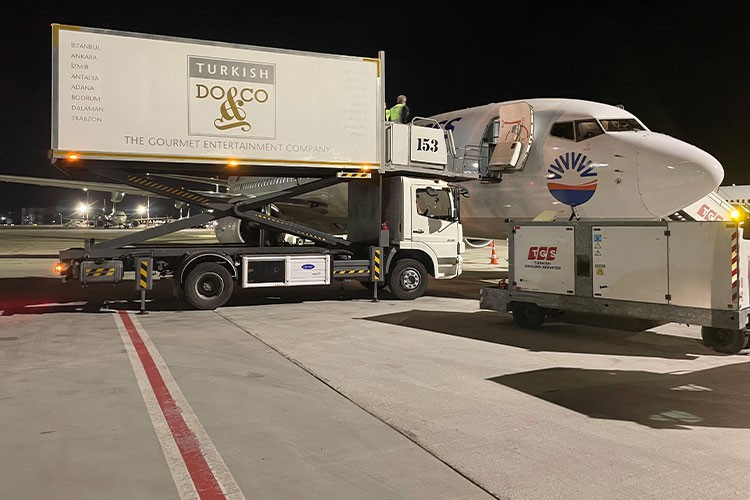 SunExpress, uçak içi ikram hizmeti için TURKISH DO & CO ile anlaştı