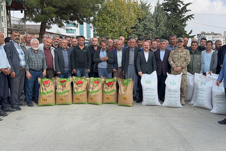 Adıyaman'da çiftçilere 400 ton sertifikalı tohum dağıtıldı