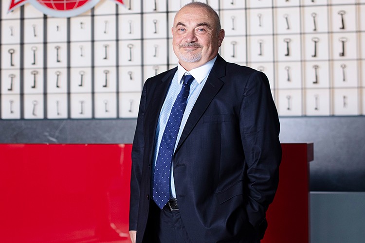 Kale Kilit, Avrasya Pencere, Kapı ve Cam Fuarı'nda yoğun ilgi gördü