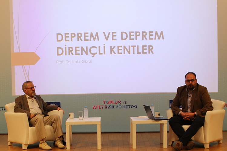 "Ülkemizin En Önemli Gündemi Deprem Olmalı!"