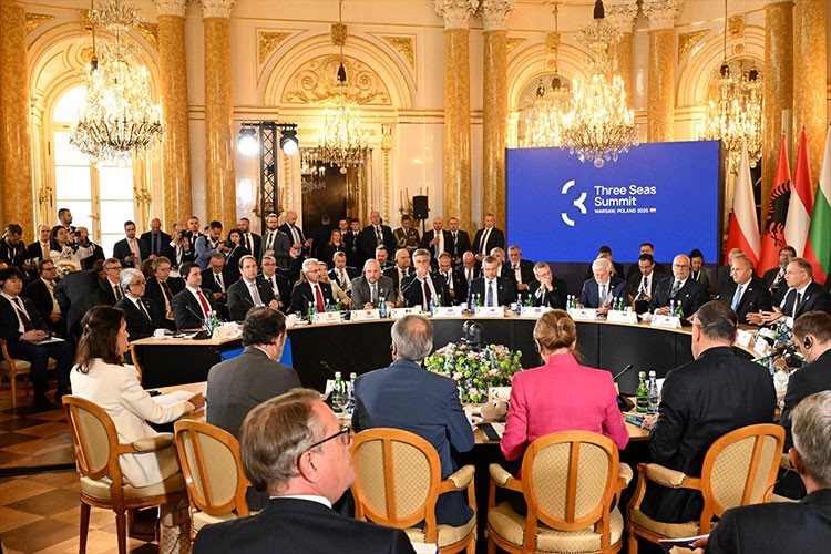 Türkiye bölgesel lojistikte ana aktör