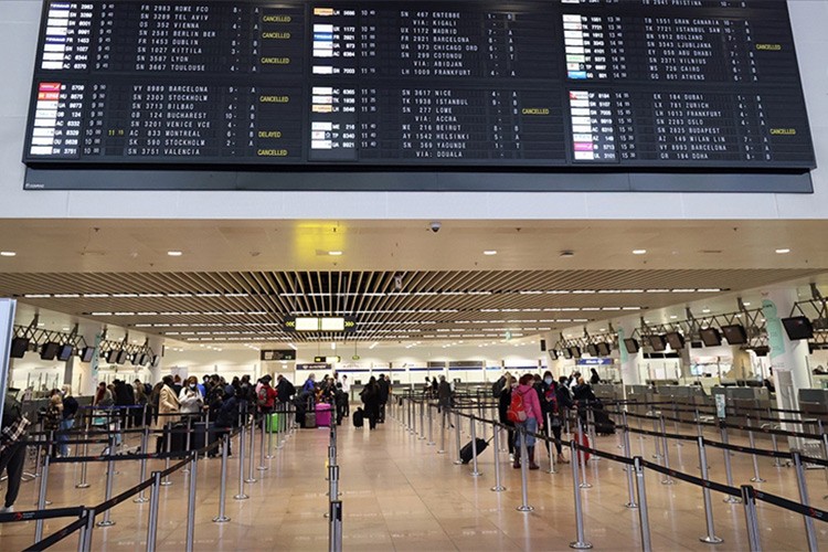 Brüksel Havalimanı'nda gidiş yönlü bütün uçuşlar iptal edildi