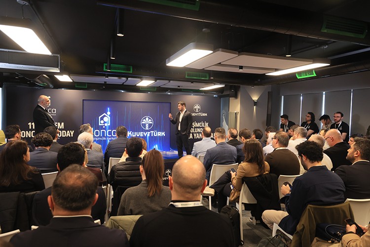 Lonca Girişimcilik Merkezi, 12 girişimciyi mezun etti